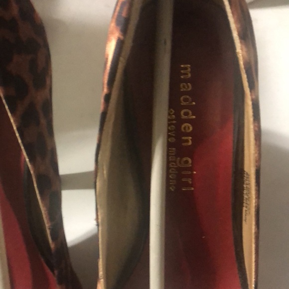 Madden girl - Picture 2 of 9